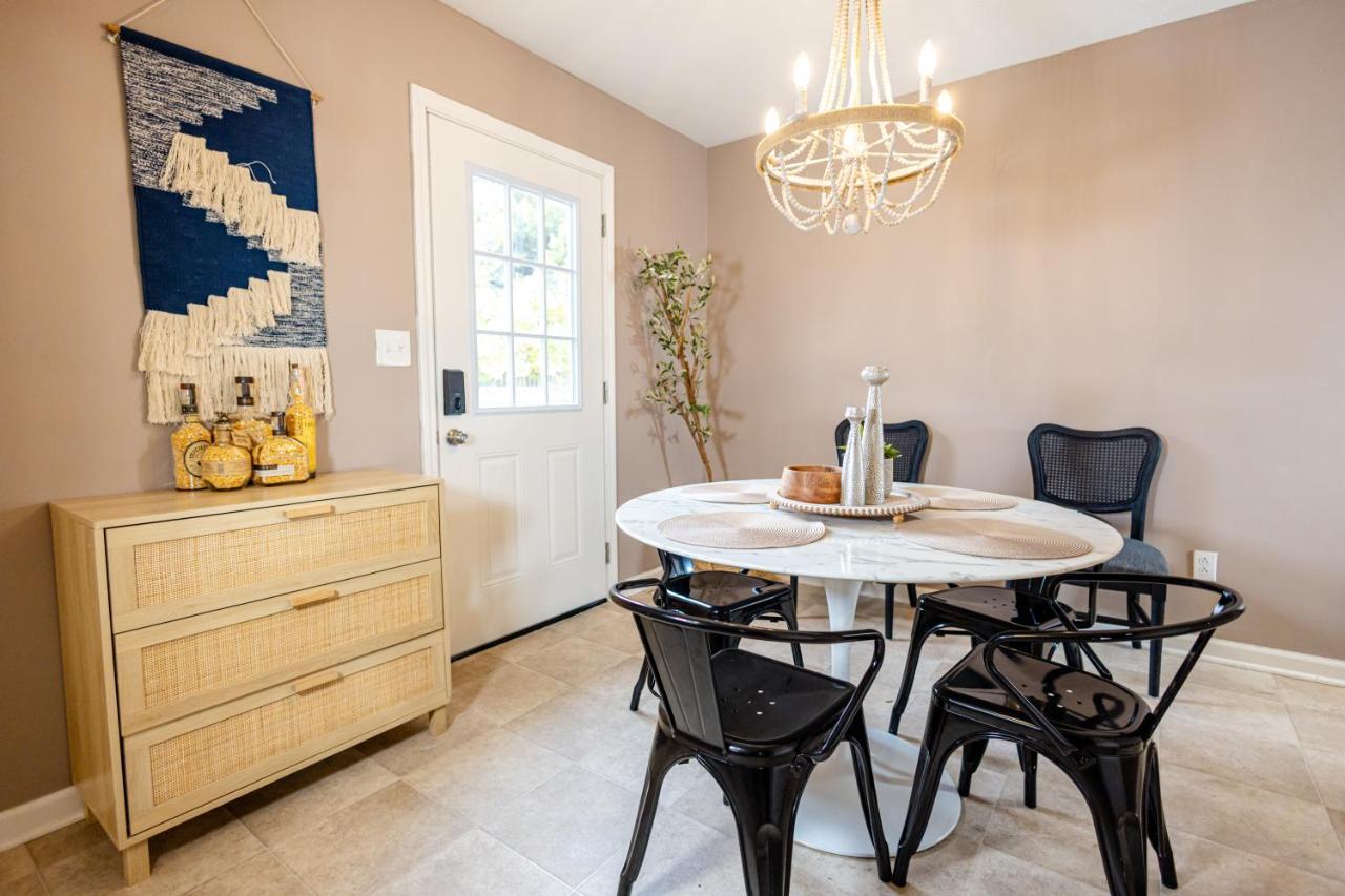 Lux - Downtown Oasis - Pool Table! Free Parking! Vila Lexington Exterior foto
