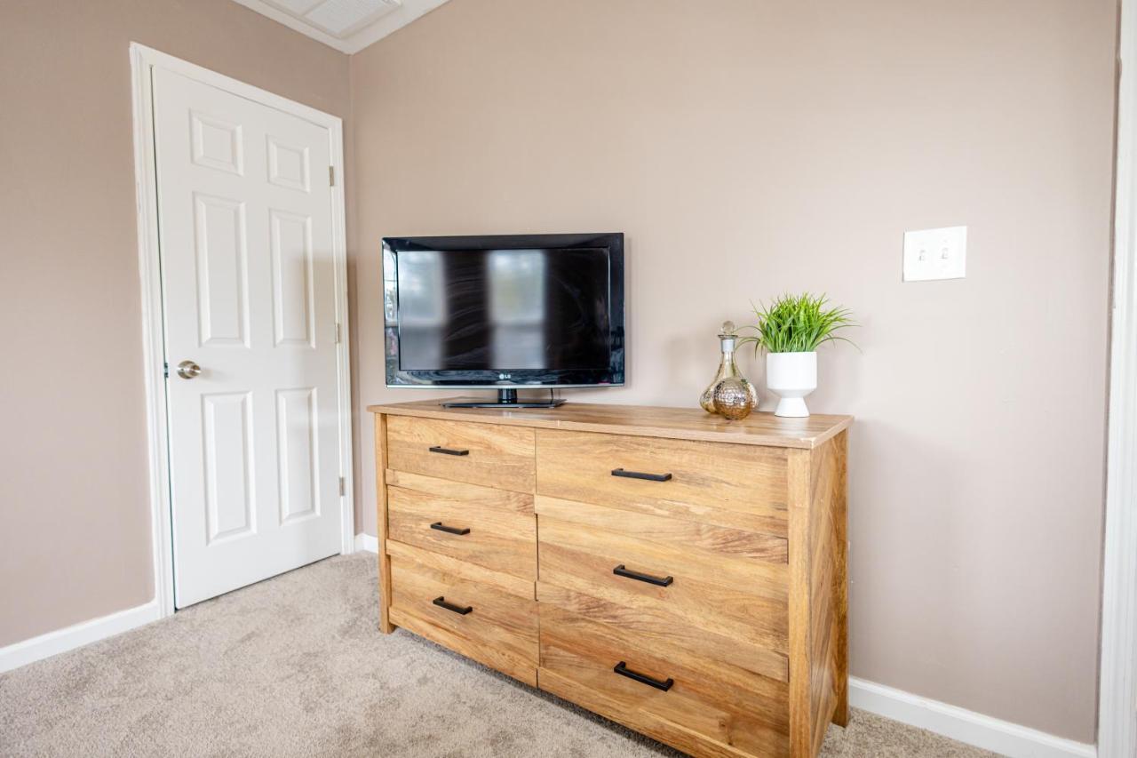 Lux - Downtown Oasis - Pool Table! Free Parking! Vila Lexington Exterior foto